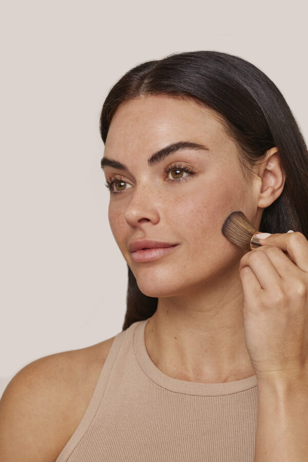 Jane iredale  PurePressed Base Mineral Foundation Refill - RADIANT - Bild 3